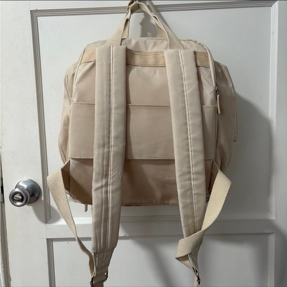 BEIS The Expandable Backpack in BEIGE- READ DESCRIPTION - Picture 4 of 11